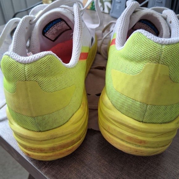 HOKA Rocket X One One Running Shoes 7.5 - Picture 5 of 9